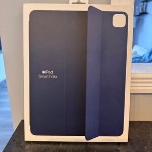 Apple Smart Folio for 12.9-inch iPad Pro 3rd/4th/5th Gen. —Deep Navy
